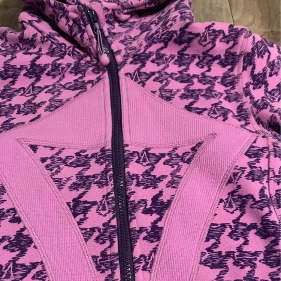 IVIVVA by LULULEMON scuba hoody girls size 14 in excellent condition - Picture 2 of 4